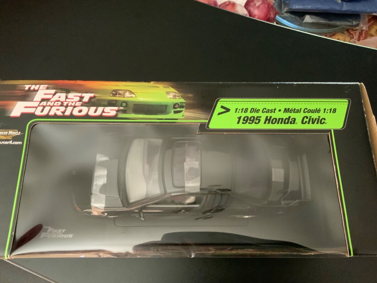 Fast & The Furious 1995 Honda Civic 1:18 Collectible Die Fast & The Furious 1995 Honda Civic 1:18 Collectible Die