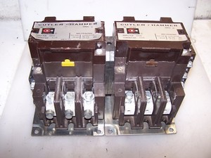 CUTLER HAMMER 120 AMP REVERSING CONTACTOR C32JN3  COIL 480 VAC 