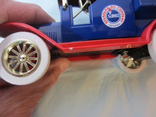 Gearbox Replica 1912 Ford Model T Standard Oil Metal Bank- (76C2) - Picture 9 of 9