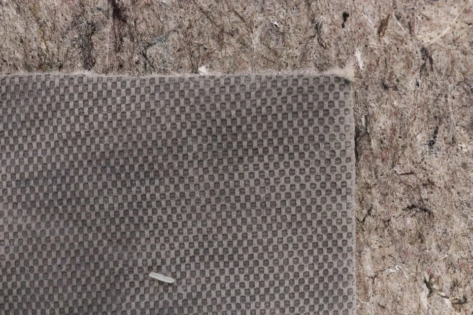 Almohadillas de alfombra acolchadas extra antideslizantes ecológicas para alfombras y corredores de todos los tamaños Foto 4 de 4