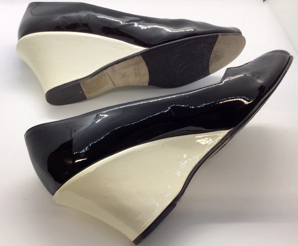 CUÑAS PEEPTOE TARYN ROSE DAELYN CHAROL MARFIL NEGRO 38,5 Talla 8 EE. UU. CON CAJA Foto 3 de 4