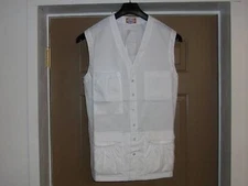 IzzaB Sleeveless 8 Pocket Lab Vest - White  Size L  4L 