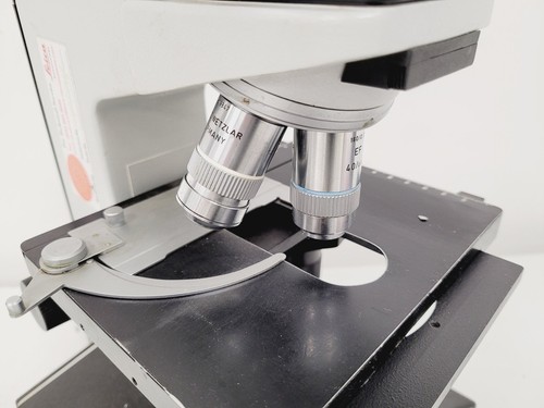 Leitz Laborlux S Microscope Type 020-505.030 w/ 3 x Objectives 10/40/100x - Picture 17 of 24