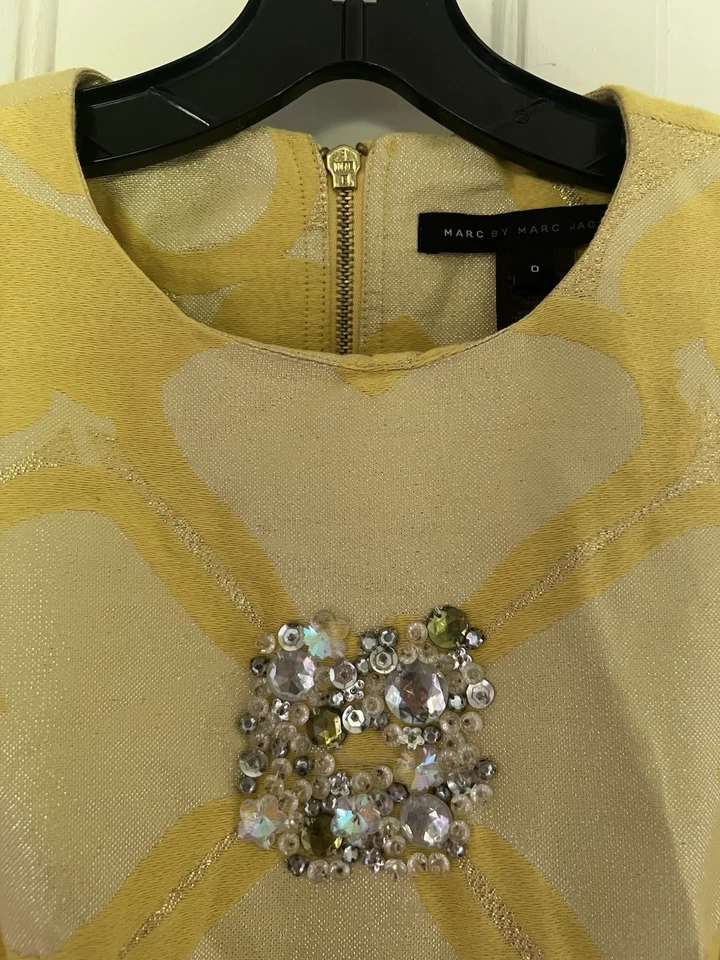 Vestido de seda Marc by Marc Jacobs 0 Y2K Babydoll bordado Dk amarelo manteiga algodão - Imagem 2 de 4