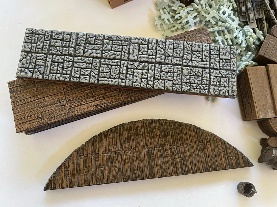 Dungeons & Dragons Icons of the Realms: The Yawning Portal Inn Incomplete - image 3 of 4