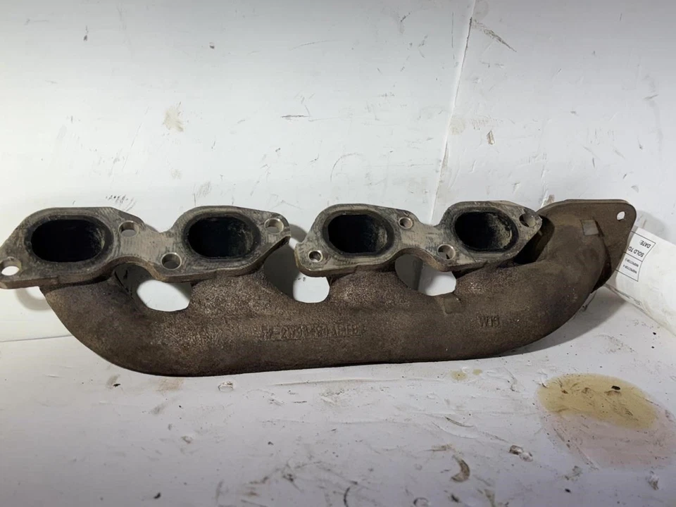 Colector de escape del conductor modelo R 4,2 L compatible con Jaguar tipo S 03-05 Foto 2 de 4