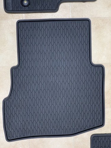 2022-2023 Mazda CX-9 All Weather Rubber Floor Mats 7-pc. w/Rear Captains Chairs - Foto 5 di 13