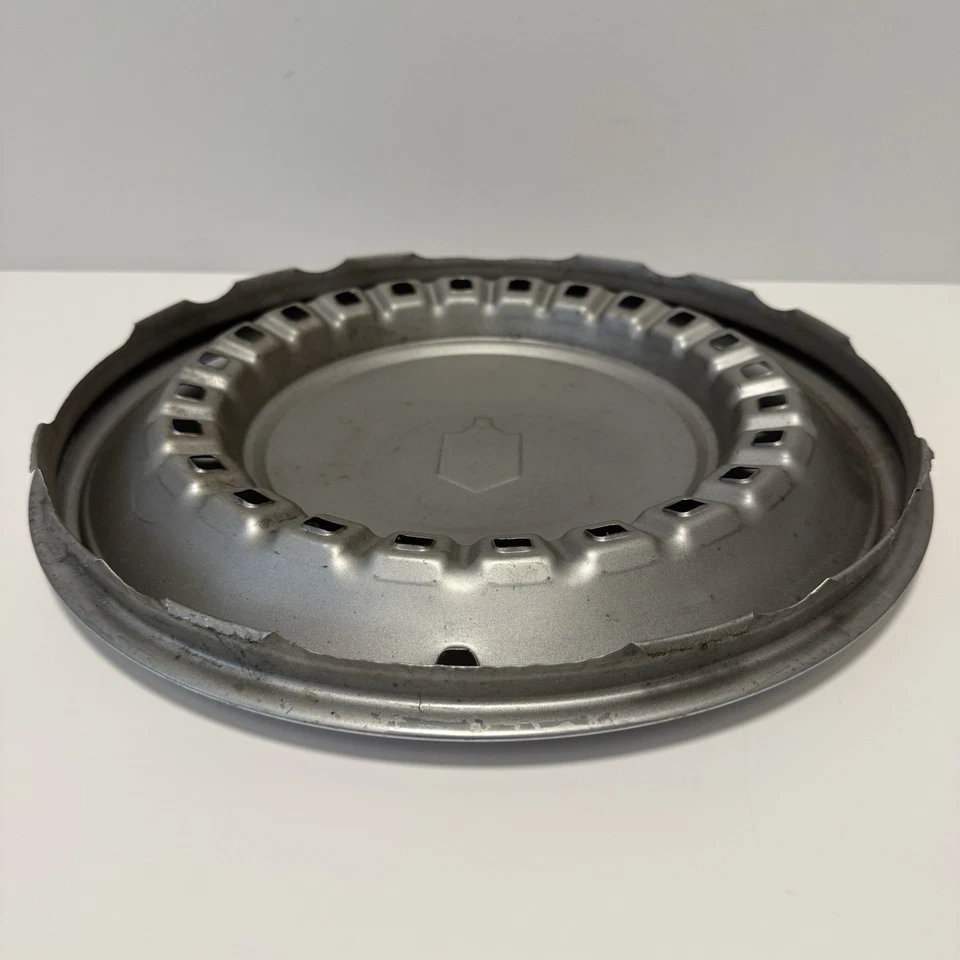 OEM Single 14" Hub Cap Wheel Cover 14020995 1981-85 Chevrolet Monte Carlo - Image 4 of 4