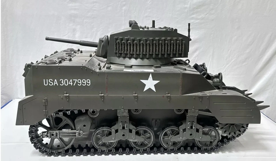 21st Century Toys Ultimate Soldier 1:6 Scale WWII M5 Stuart Tank (Non RC) - Image 2 of 4