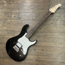 YAMAHA Pacifica PAC112V Electric Guitar Alder Body Maple Neck Rosewood Fretboard