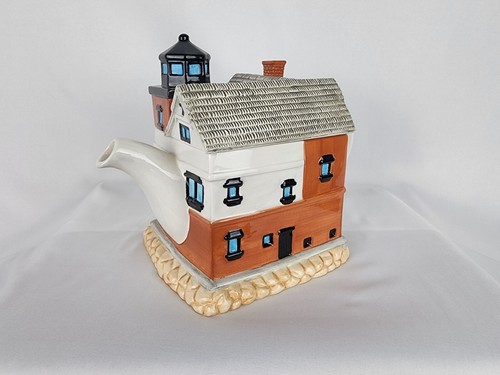 Lefton Lighthouse Round Island Mich Teapot - Picture 3 of 5