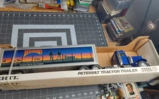 Ertl Boxed 1:25 Pressed Steel Red Brand Keystone Steel & Wire Company Semi