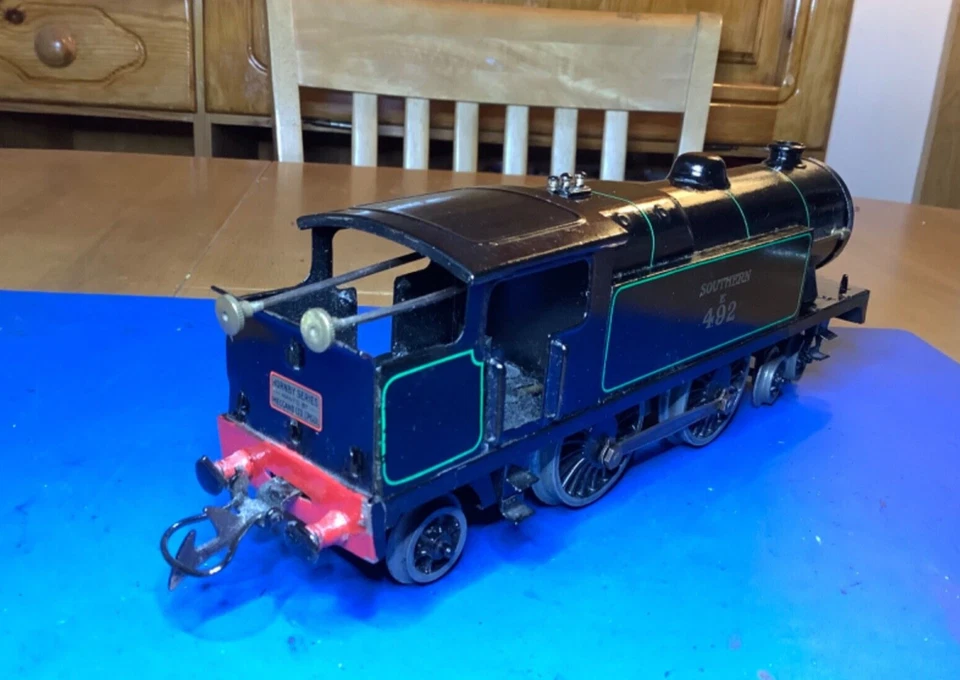 Hornby O Gauge Clockwork No.2 Special SR Black 4-4-2 Tank Locomotive E492 - Image 4 of 4