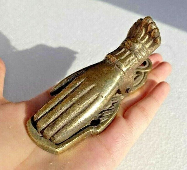 Vintage Old Antique Style Looking Victorian Fine Hand Shape Brass Paper