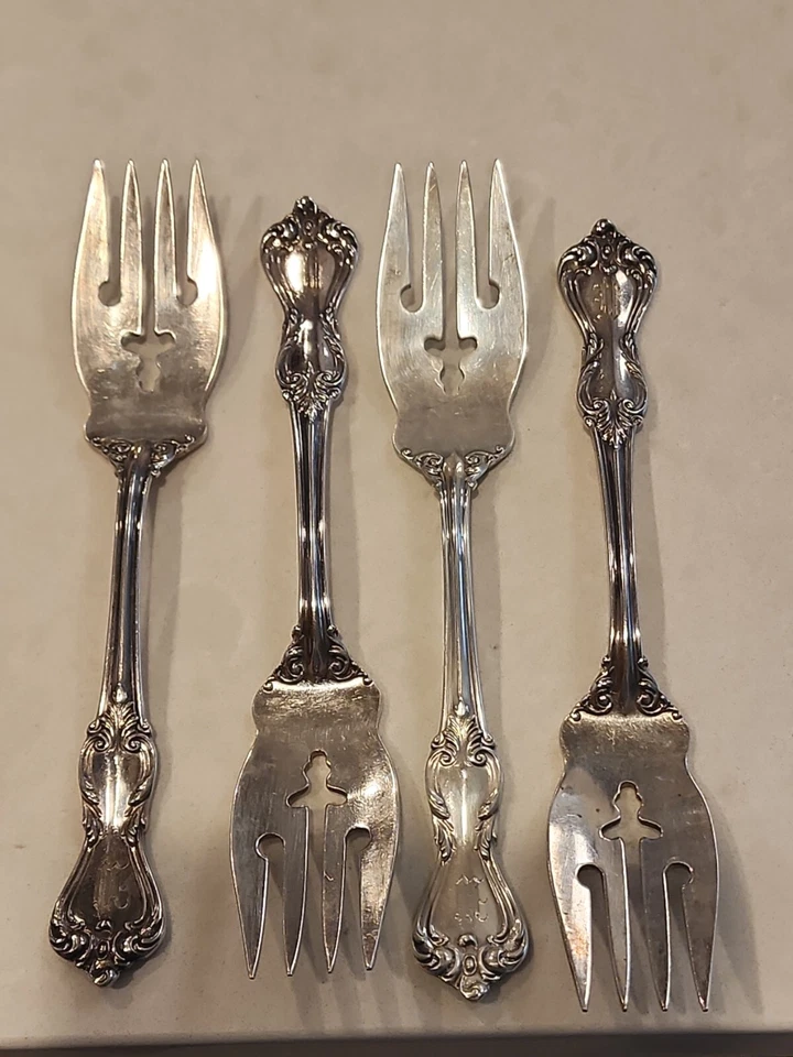 Set of 4 Sterling Silver Reed Barton Marlborough Salad Forks Monogrammed - Image 2 of 4
