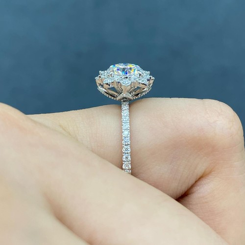 IGI Certified OEC Round Cut Lab Grown Diamond Ring 14k White Gold Halo Ring VVS - Picture 3 of 10
