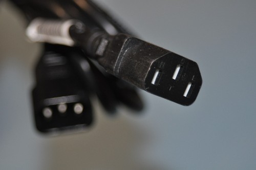 HP AC Power Cord IEC C13 C14 PDU Extension 10FT 18AWG Cable 142263-003 WS-002 - Picture 2 of 11