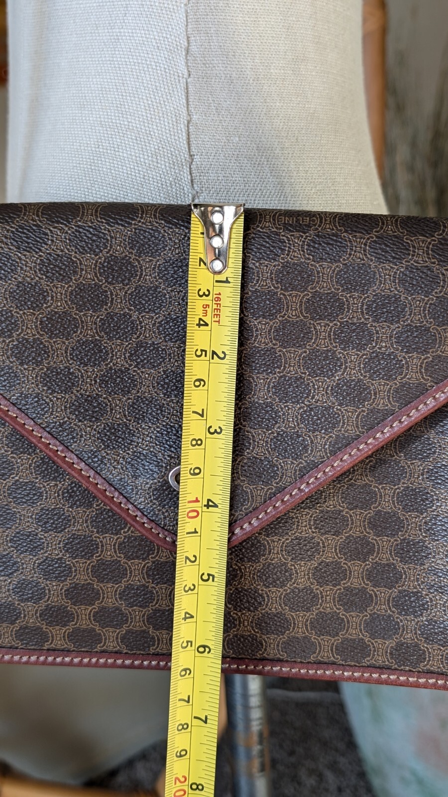 Picture 7 of 24