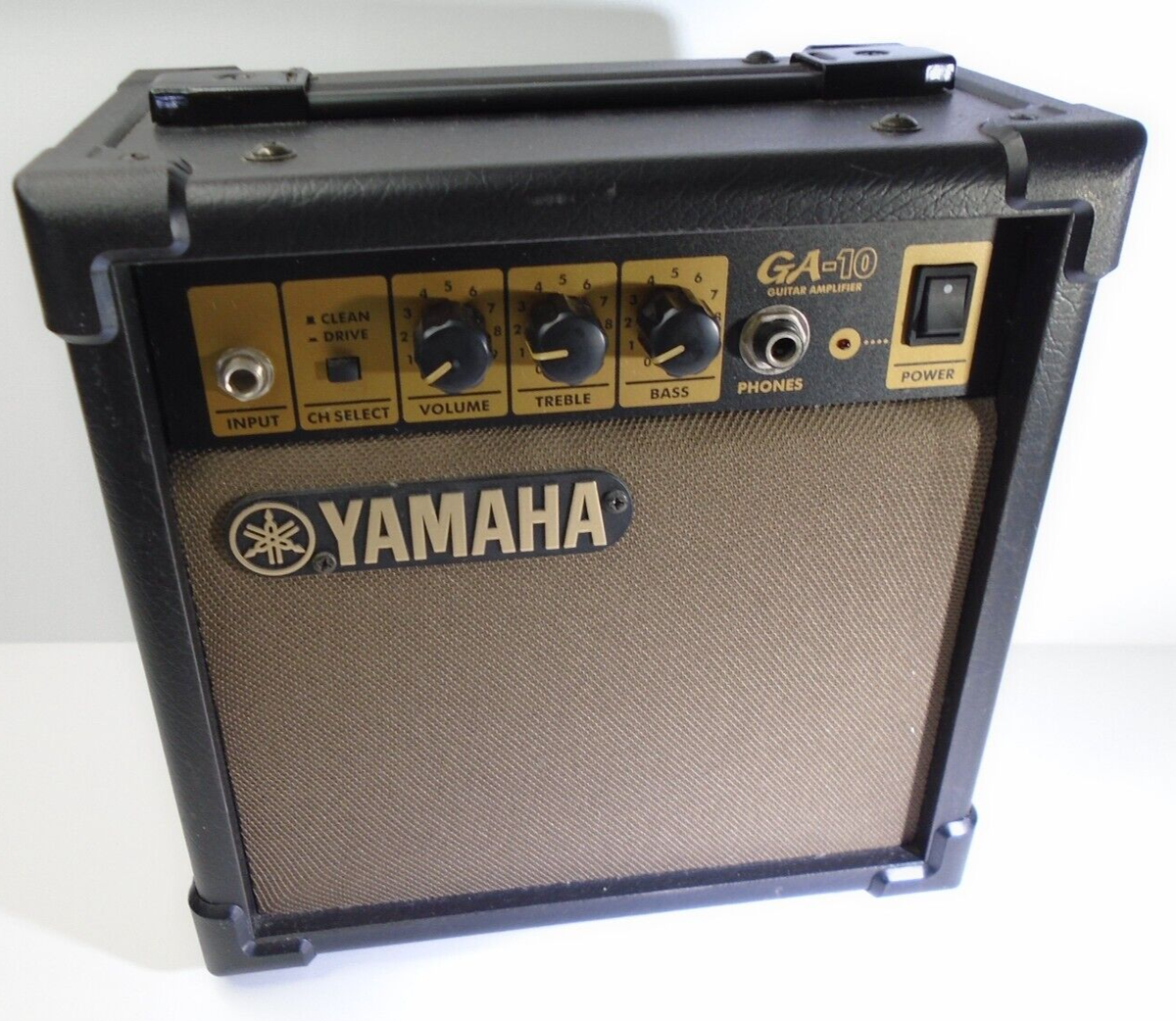 YAMAHA ギターアンプ　G−10W YAMAHA ヤマハ ギターアンプ G-10W エレキギター ヴィンテージ