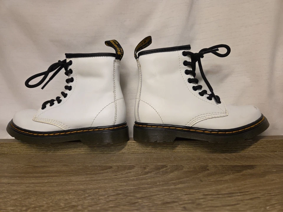 Ботинки Dr. Martens JY004 белые воздушные кожаные на шнуровке молодежный размер 11 - Изображение 2 из 4