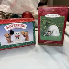 Hallmark Lot Of Two Christmas Miniatures: Frosty Friends And Snowbear Season