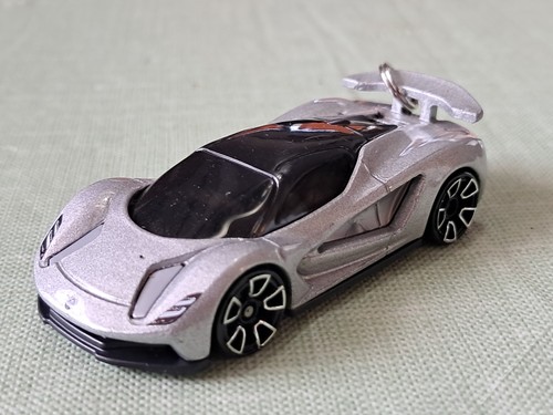 Keychain 2020 LOTUS EVIJA sports Car Key chain - Picture 2 of 4