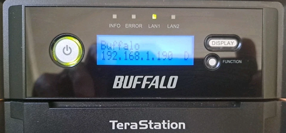 Buffalo TeraStation TS-XE8.0TL/R5 8TB. Four WD 2.0TB hardrives & Key included. - Image 3 of 4