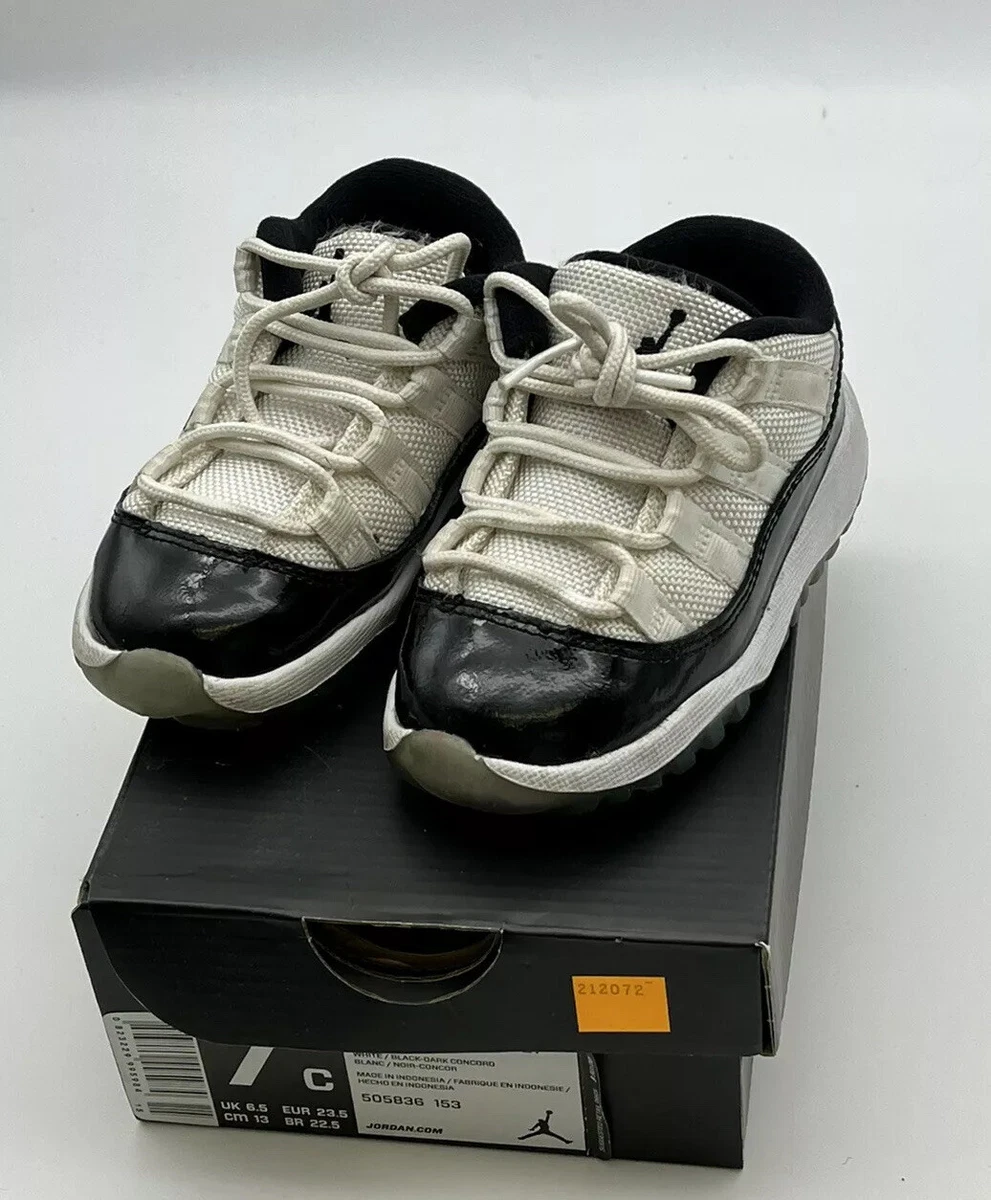 AIR JORDAN 11 RETRO LOW BT XI SIZE 7 CONCORD KIDS PRE OWNED