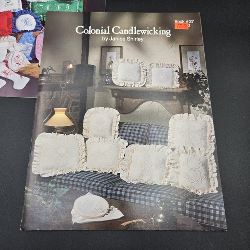 Libri modello Candlewicking lotto di 3 vecchi alfabeto inglese regina Anna coloniale - Foto 6 di 15