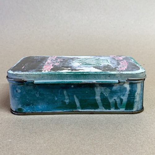 Girl Scouts Official First Aid Kit 1950's Metal Tin with Belt Attachment - Picture 4 of 16