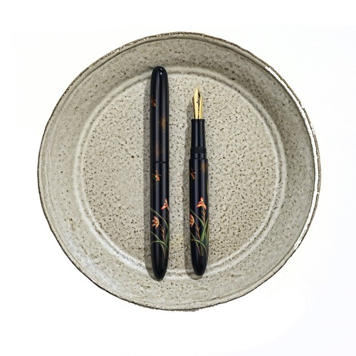Qianyu Orchid In Deep Valley Fountain Pen Elegant Ebonite e Urushi - Picture 5 of 12