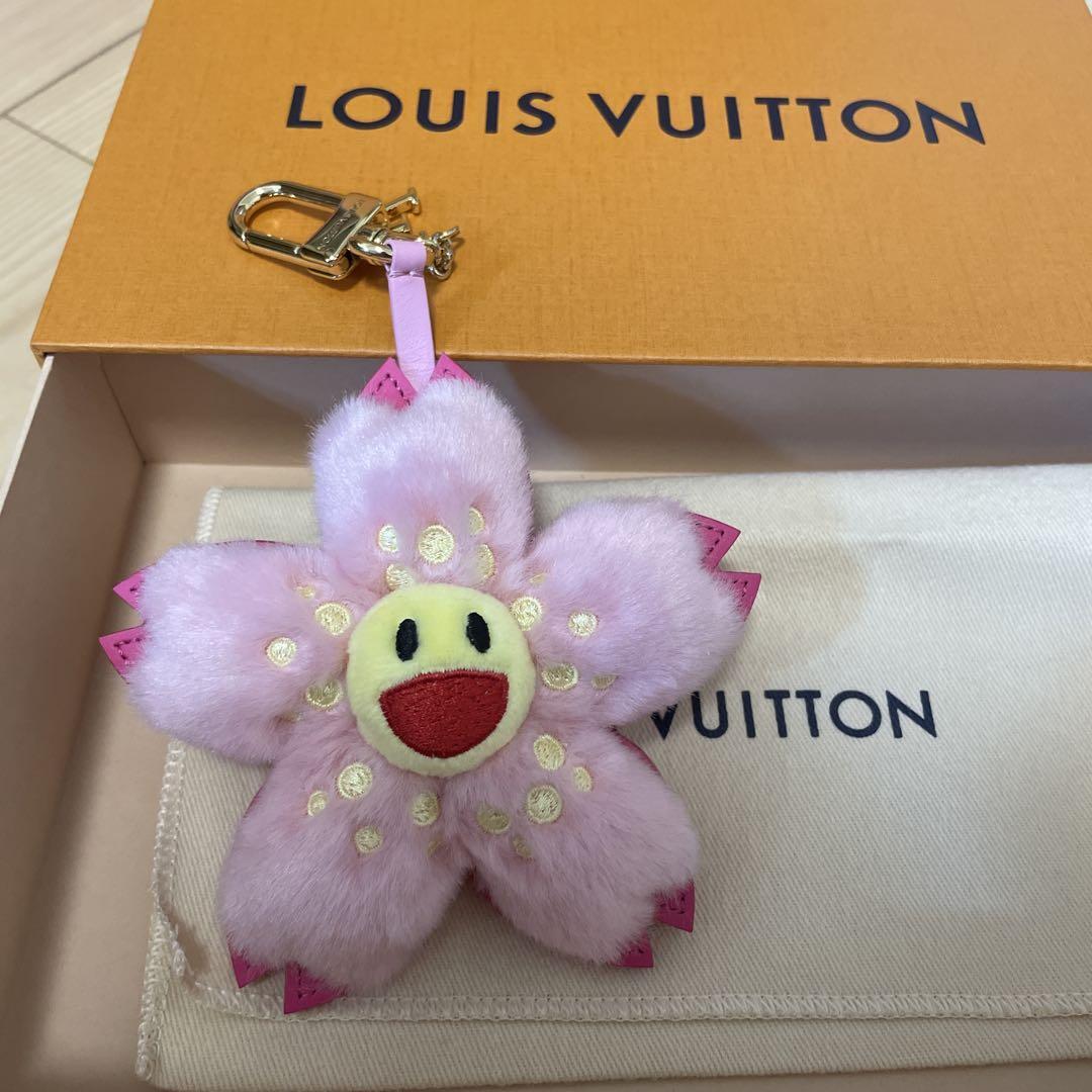 LOUIS VUITTON × Takashi Murakami Key Holder Cherry Blossom