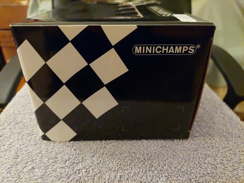 GORGEOUS & BOLD MINICHAMPS 1:18 US GRAND PRIX, 2000 F-1 CAR, START YOUR ENGINES! - Picture 11 of 12