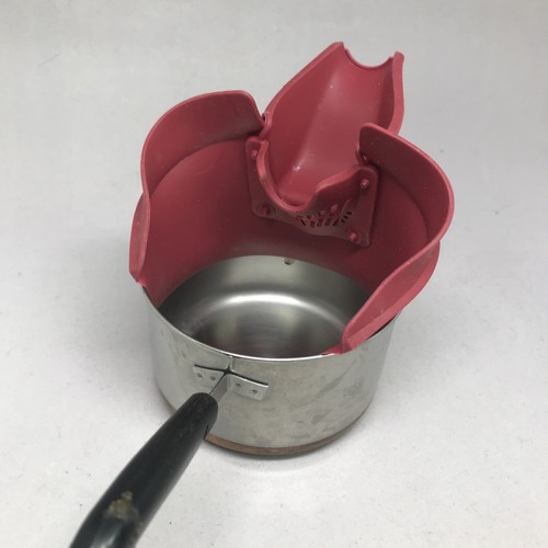 Kitchen Pot Strainer Gadget Funnel Red Rubber Drain Water Pasta Veggies Separate - Picture 7 of 8
