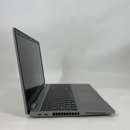 Dell Latitude 5520 15.6" FHD 3.0 GHz i7-1185G7 16GB RAM 512GB SSD - Excellent - Picture 3 of 10