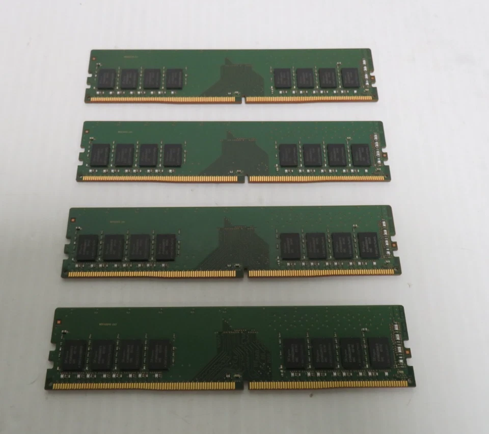 Hynix 32G {4x 8GB} DDR4 2400MHz 288-Pin RAM Memory Kit HMA81GU6AFR8N-UH - Image 2 of 3