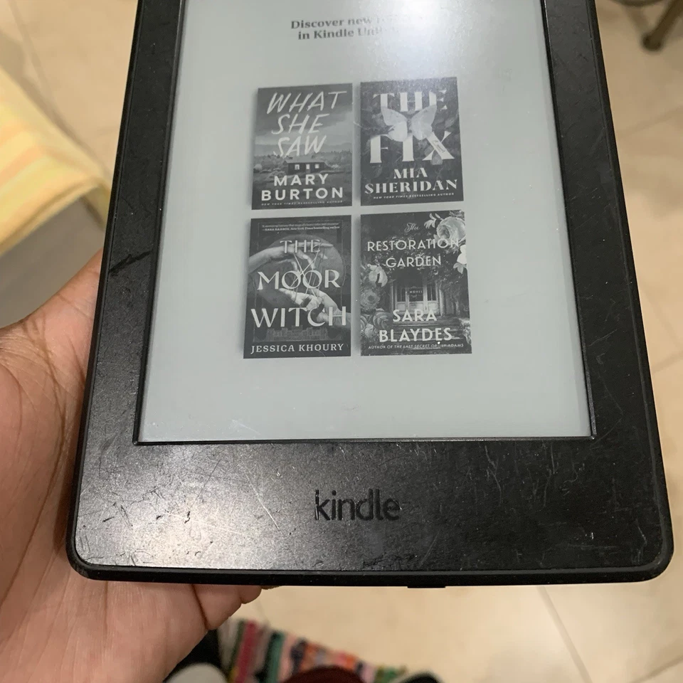 Amazon Kindle Paperwhite 7th Generation 4gb, Black - Scratch & Dent - Image 2 of 4