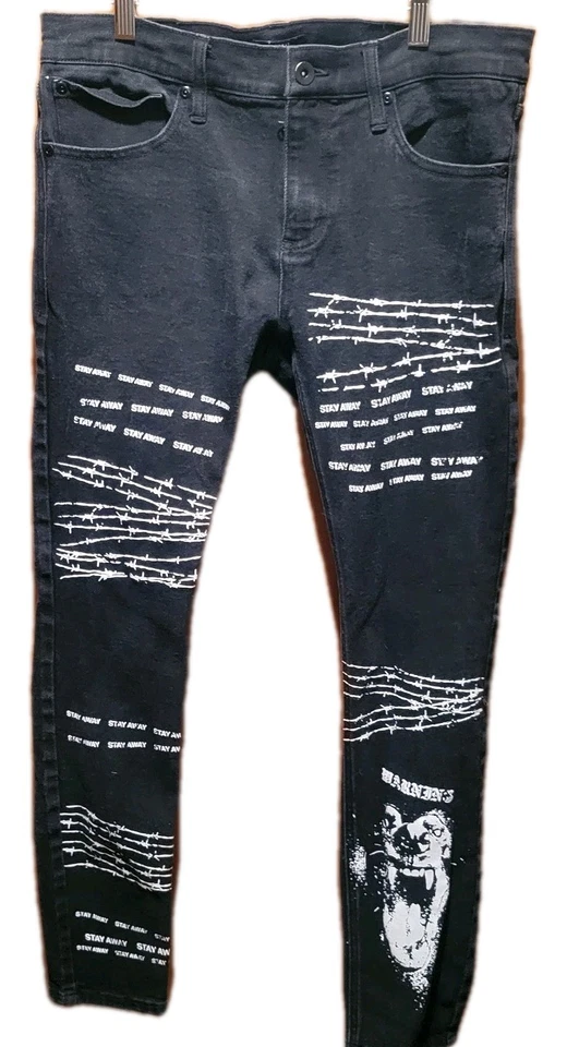Pantalones de mezclilla para hombre Social Collision 34x32 negros "Stay Away" ajustados negros aguijón Foto 4 de 4
