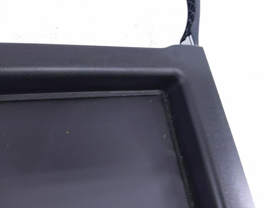 Bandeja de almacenamiento para cuarto de carga Mercedes-Benz E350 2011-2013 212-680-00-10 Foto 4 de 4