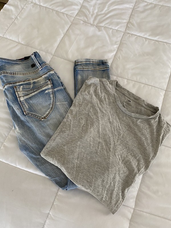 Women's shirt size L & Roma Studios Skinny Jeans Sz 15 lot #3