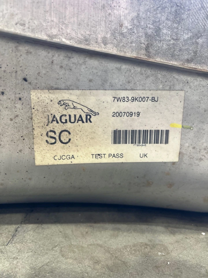 Jaguar XKR 2007 2008 tanque de combustible conjunto tanque de gasolina OEM C2P8273 Foto 4 de 4