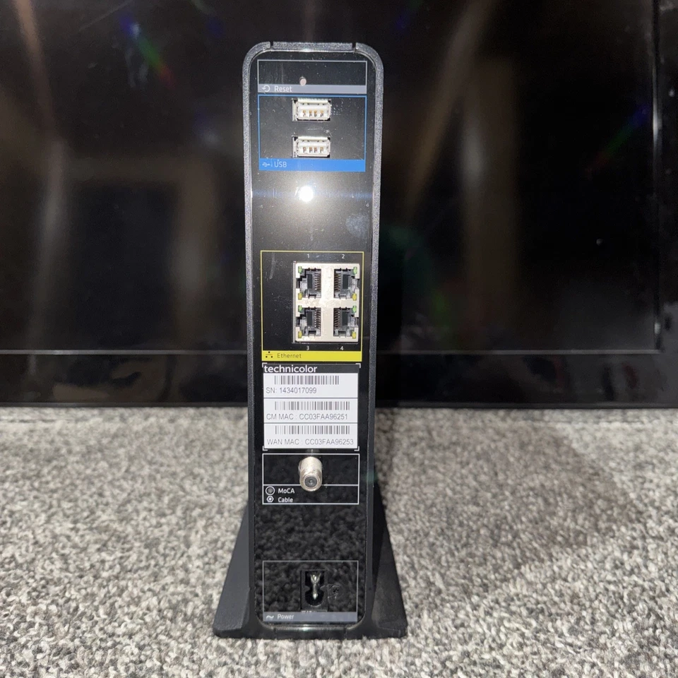 Technicolor TC8715D WiFI Cable Modem with built in router - Image 4 of 4