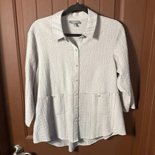 Habitat Button Down Shirt Front Pockets Honeycomb Feel Women’s Small