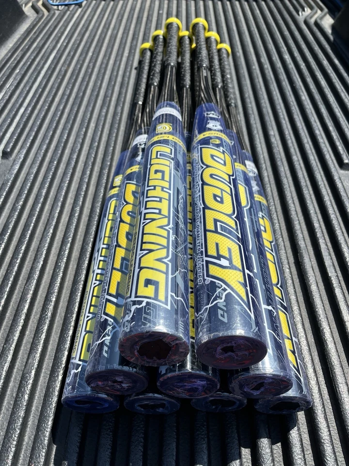 2024 Dudley Lightning Legend Retro Balanced SSUSA Sr Slowpitch Bat 27oz - Image 1 of 1