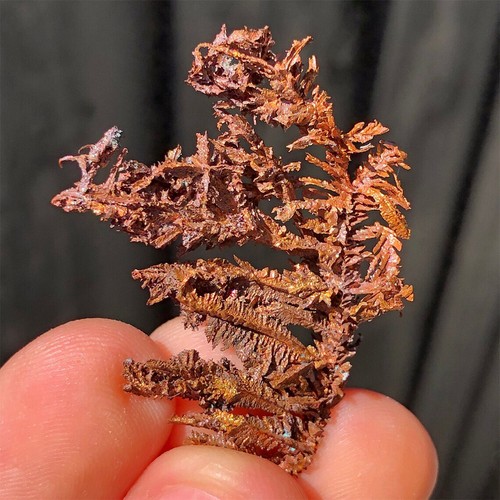 Espécimen de cobre dorado natural Freeform mineral roca mineral cuarzo energía - Imagen 4 de 12