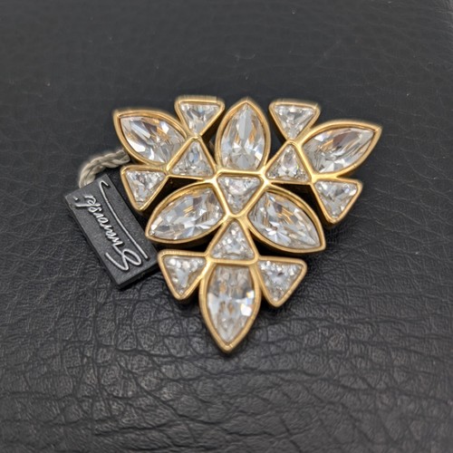 Vintage Swarovski SAL Signed Gold Tone Crystal Teardrop Triangle Brooch w/ Tag - Picture 2 of 6