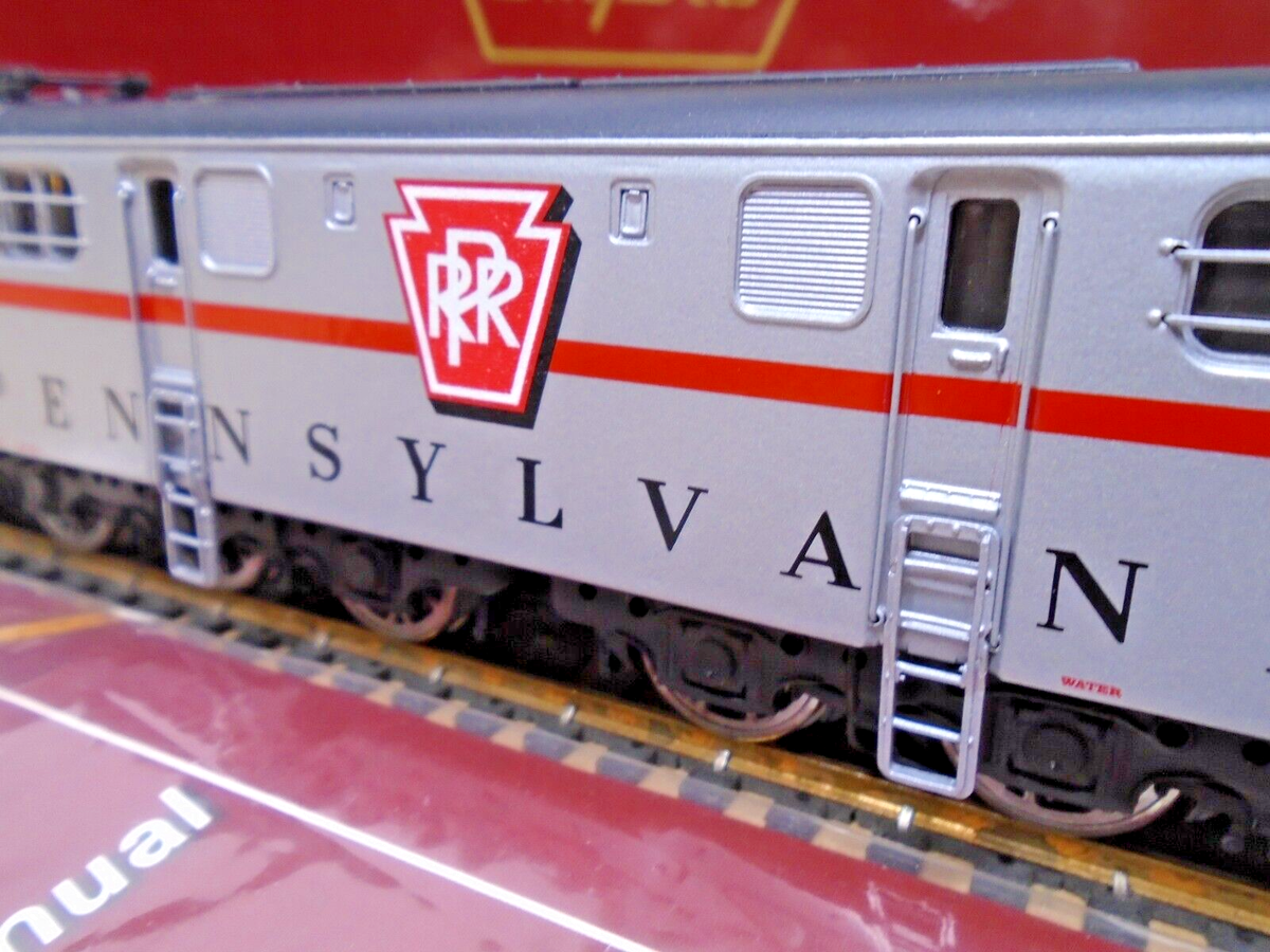 Broadway Limited HO 628 PRR Silver GG1 Electric Loco Runs DC/DCC+