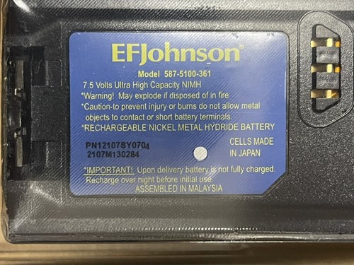 EF Johnson 51SL M242-5277-860GB4, 700-800 MHz Charging Base, Speaker Microphone - Imagen 3 de 10