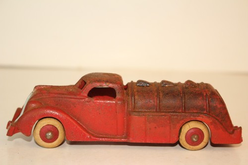 Hubley 30er Jahre Studebaker Gusseisen Benzin LKW, Original