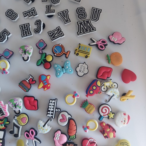 Lot Of (80) Random Shoe Charms For Crocs - Picture 7 of 12